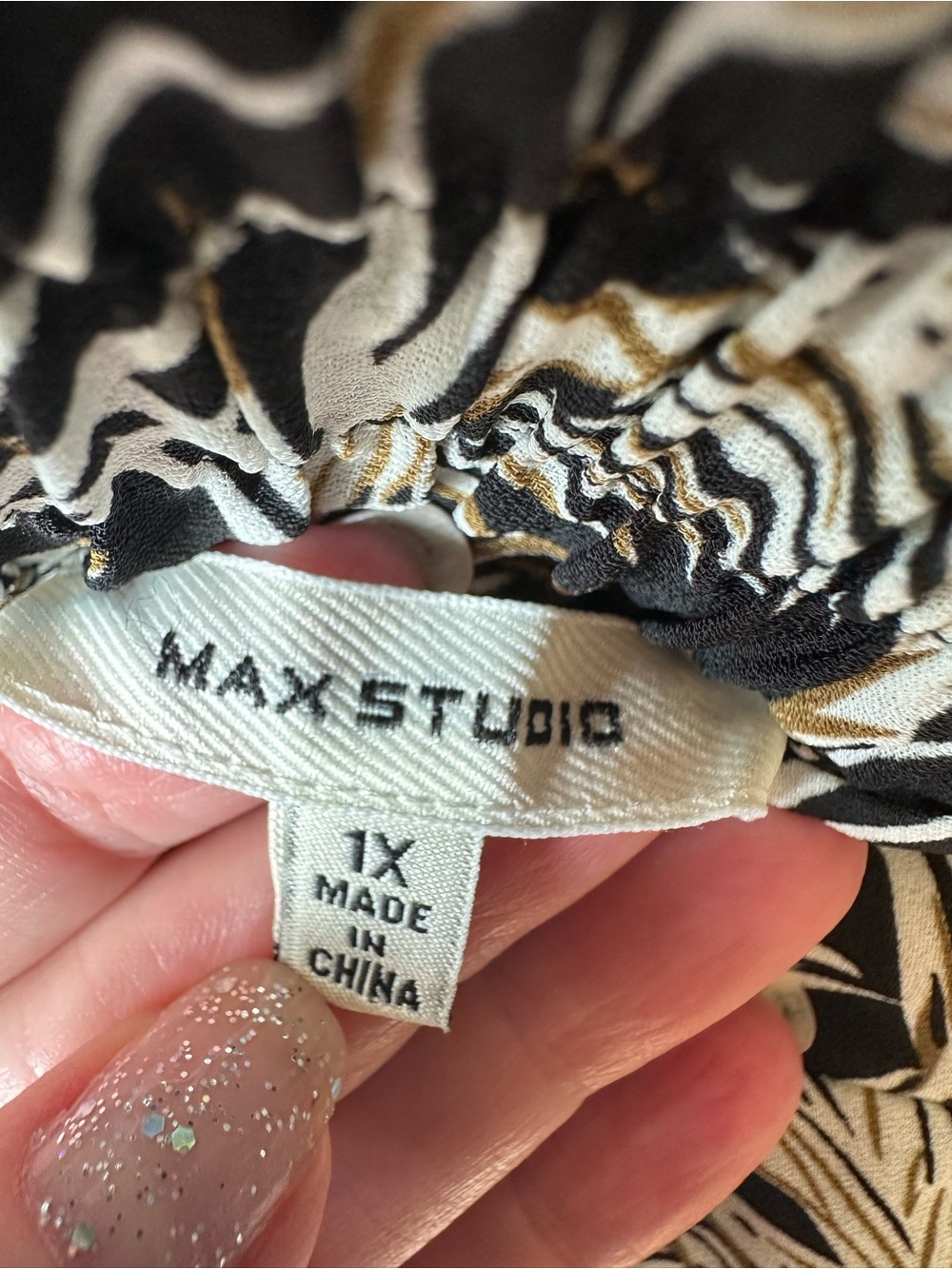 Max Studio Black & White Botanical Wide-Leg Cropped Pull On Pants Size 1X - Picture 2 of 4